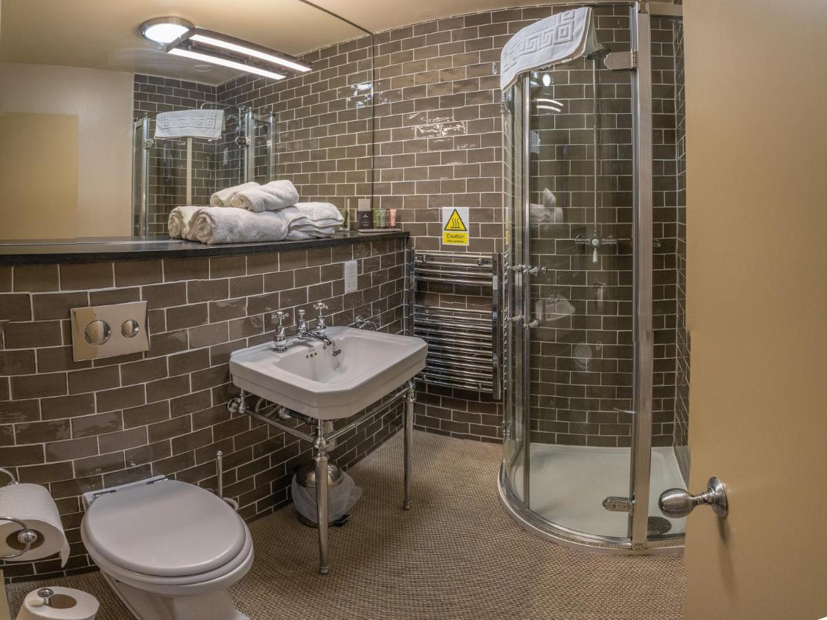 Harper'S Steakhouse With Rooms, Haslemere Dış mekan fotoğraf
